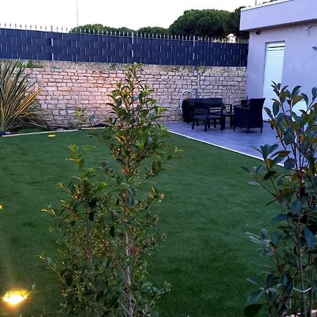 Bellatmosfera Bed & Breakfast ตรานิ ภายนอก รูปภาพ