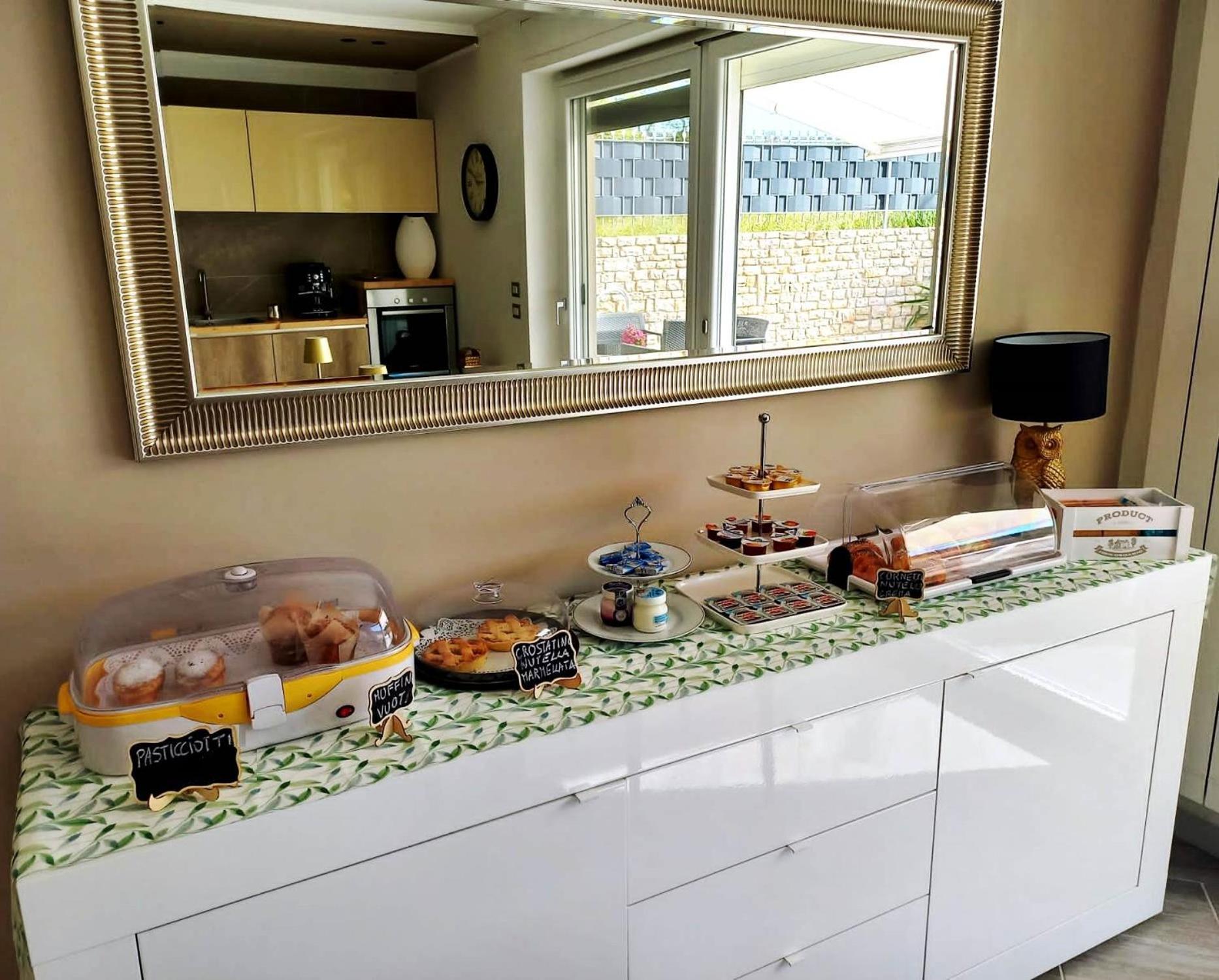 Bellatmosfera Bed & Breakfast ตรานิ ภายนอก รูปภาพ